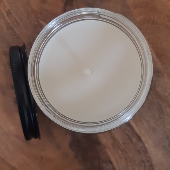 *New* Bath & Body Works Tree Farm Scent Single Wick Candle with Lid - Picture 2 of 2